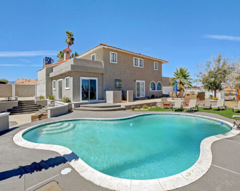 Private Vacation Villa with Vaulted Ceiling & Spacious Patio
